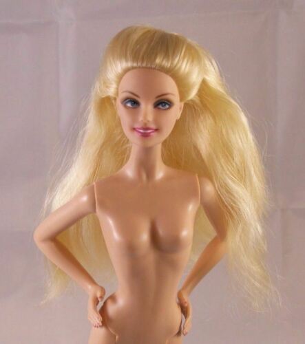 Barbie Glam Champagne Blonde Model Muse Generation Girl Face FairSkin Smoky Eyes