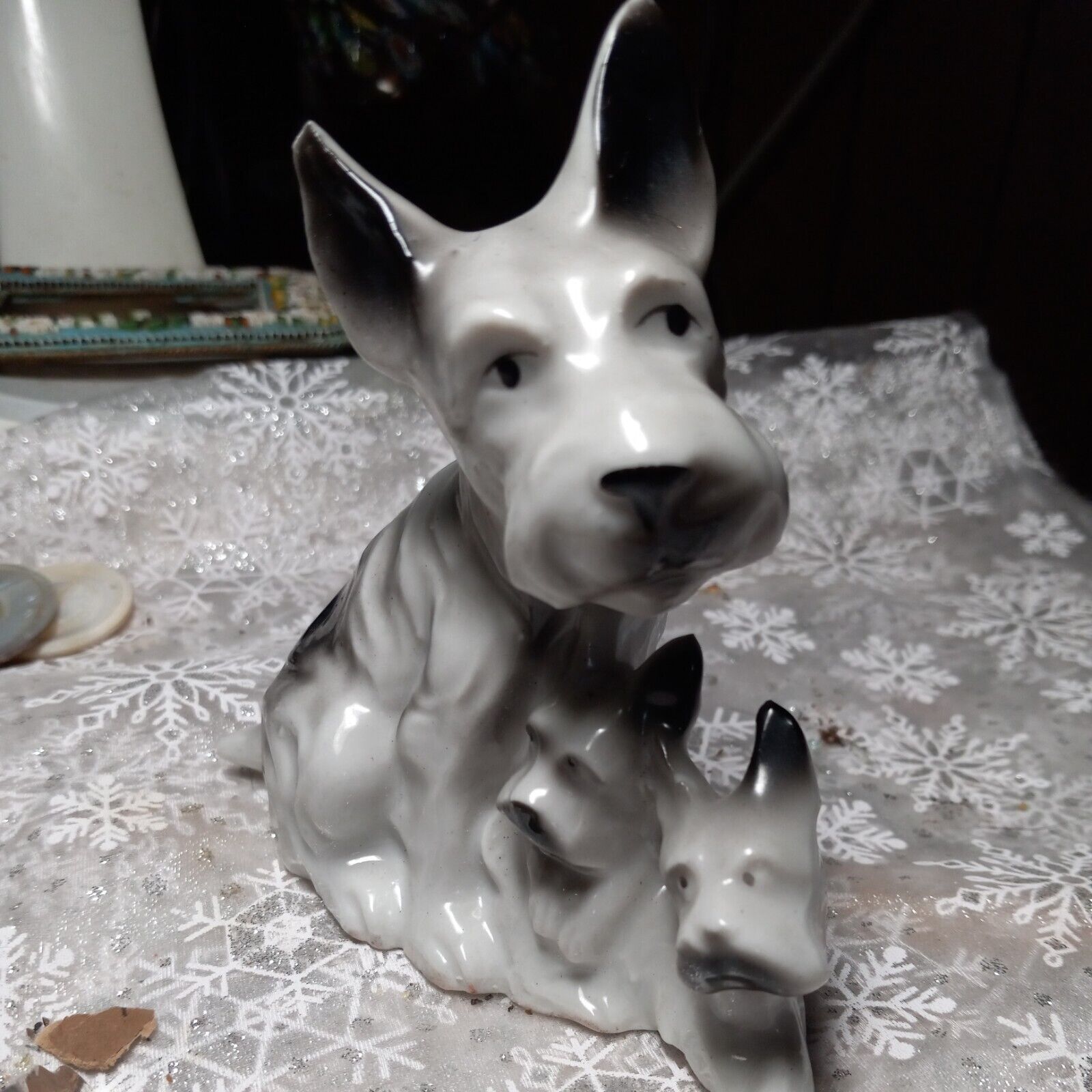 Super Cute Scottish Terrier Mom And Pups Ceramic Figurine Made In Japan