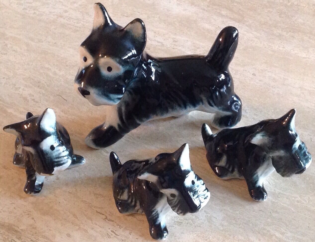 Vintage Ceramic/Porcelain Scottish Terrier Figurines Set of 4 Unmarked 1940-50's