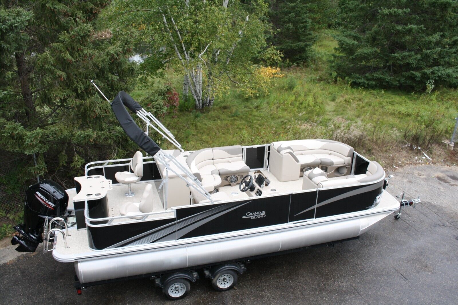 Fall Special -new 24  Two Tube Pontoon Boat With 115 Hp And Trailer